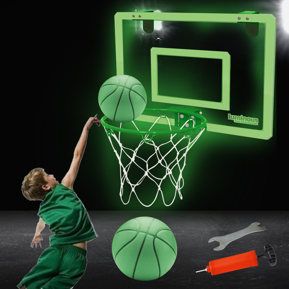 Silent scoring dunk outd